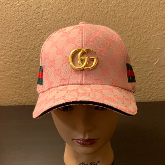 Gucci Pink Monogram Cap with Gold Logo - Picture 1 of 3
